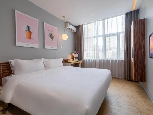 Shenzhen Dongmen Colour Hotel : photo 9 de la chambre chambre standard lit queen-size