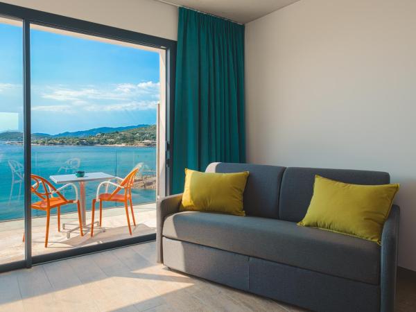 Hotel le Jardin d'Emile : photo 5 de la chambre suite supérieure - vue sur mer