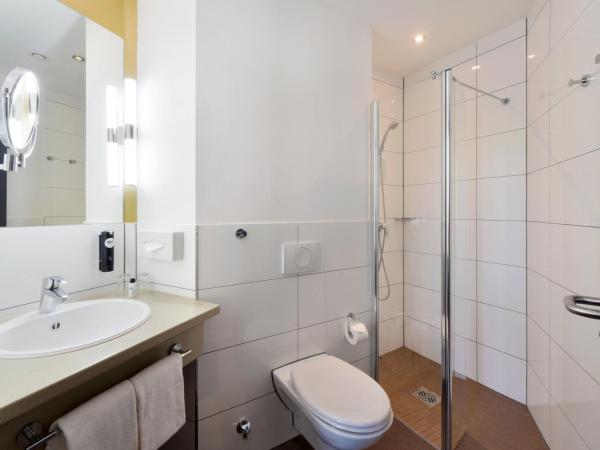 KOOS Hotel&Apartments - City Aparthotel : photo 9 de la chambre chambre double ou lits jumeaux