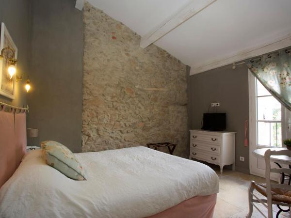 Château Catherine de Montgolfier B&B et Gites : photo 2 de la chambre chambre double supérieure