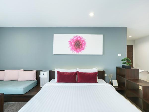 De Botan Srinakarin Hotel & Residence : photo 5 de la chambre suite junior lit king-size