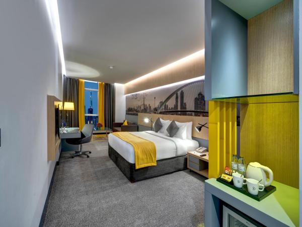 URBAN Al Khoory Hotel : photo 3 de la chambre chambre premium skyline 
