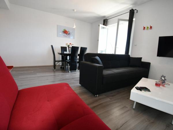 Dubrovnik Icy Guest House : photo 9 de la chambre studio avec balcon et vue sur la mer