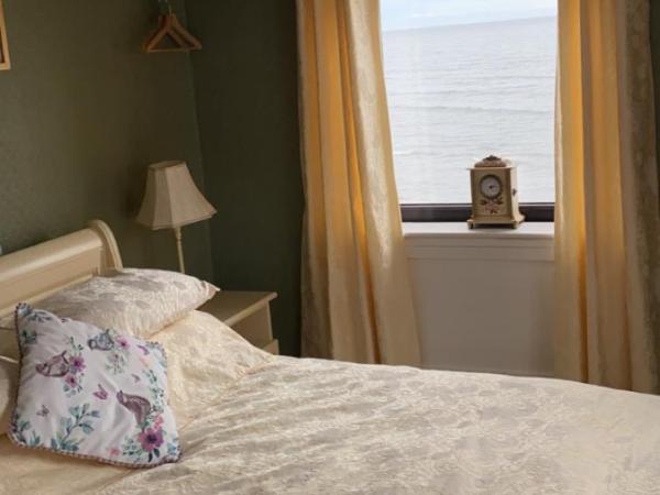 Conlyn house : photo 1 de la chambre chambre double - vue sur mer