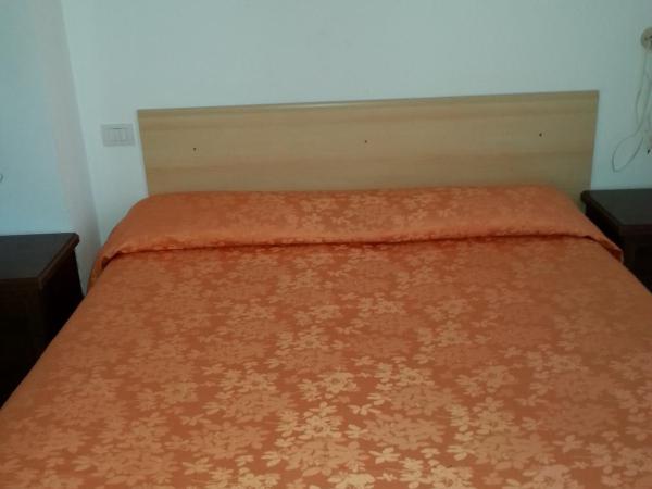 Soggiorno La Primula : photo 4 de la chambre chambre triple