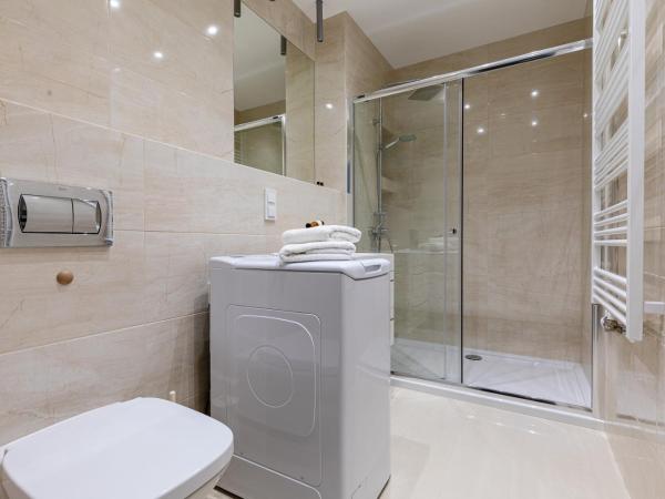 Symphony Baltica Towers Aparthotel : photo 4 de la chambre appartement supérieur