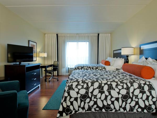 Hotel Indigo Atlanta Airport College Park, an IHG Hotel : photo 2 de la chambre chambre exécutive avec 2 lits queen-size 