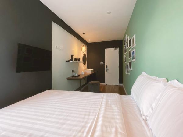 The Atelier Boutique Hotel : photo 3 de la chambre the photographer room (shared bathroom)