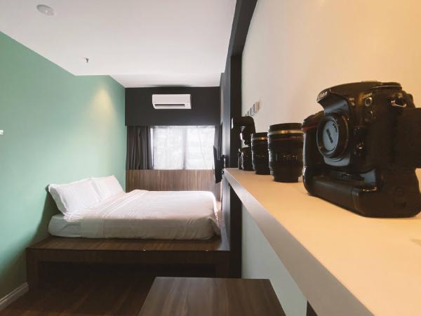 The Atelier Boutique Hotel : photo 4 de la chambre the photographer room (shared bathroom)