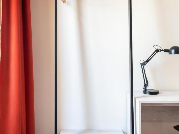 Red Nest Hostel : photo 5 de la chambre chambre lits jumeaux standard avec salle de bains commune