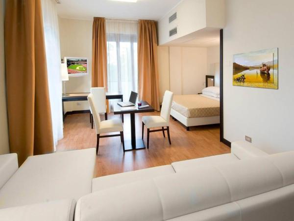 Suite Hotel Elite : photo 6 de la chambre suite junior