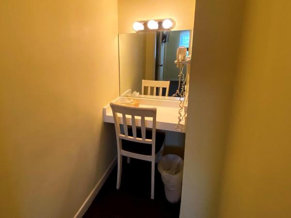 Hollywood Celebrity Hotel : photo 8 de la chambre suite deluxe lit king-size et lit queen-size