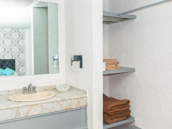 Grand Hotel KYRIOS Veracruz : photo 7 de la chambre chambre lit king-size deluxe