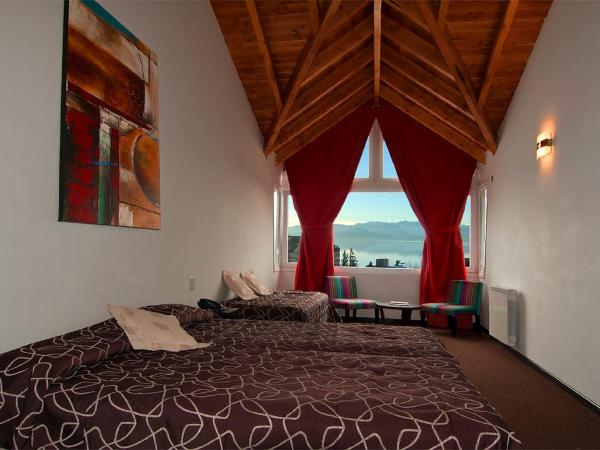 Hotel Kilton : photo 2 de la chambre chambre triple - vue sur lac