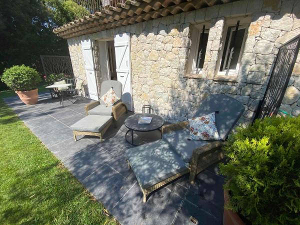 A Casa Bianca : photo 5 de la chambre chambre lit king-size - vue sur piscine 