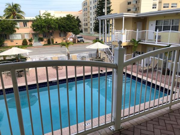 Beach Place Hotel : photo 3 de la chambre suite 2 chambres - stationnement gratuit