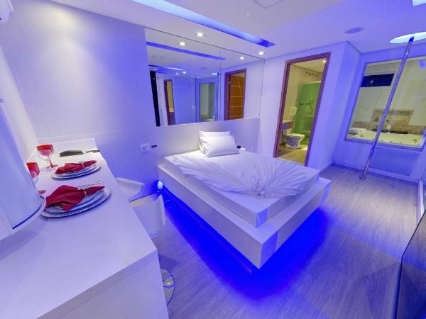 Motel fantasy 4 (adult Only) : photo 1 de la chambre suite deluxe avec baignoire spa