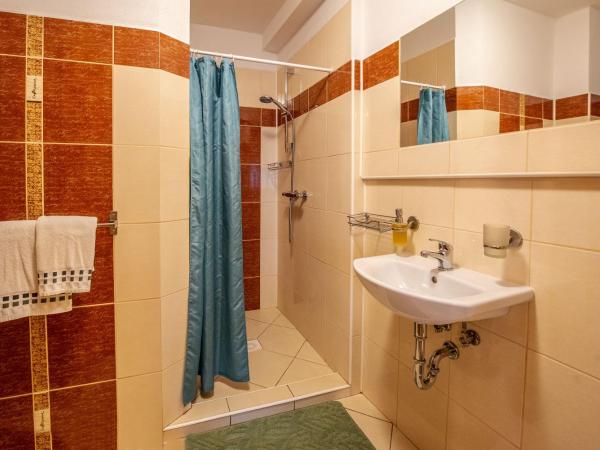 Ubytování u BÍLÉ PANÍ : photo 5 de la chambre chambre double