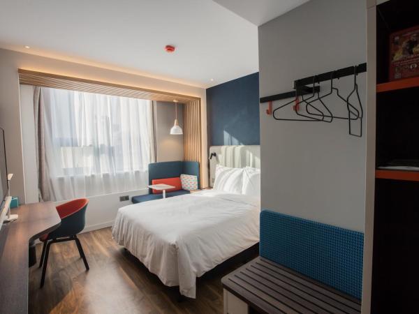 Holiday Inn Express Xi'an Bell Tower, an IHG Hotel : photo 7 de la chambre chambre standard lit queen-size