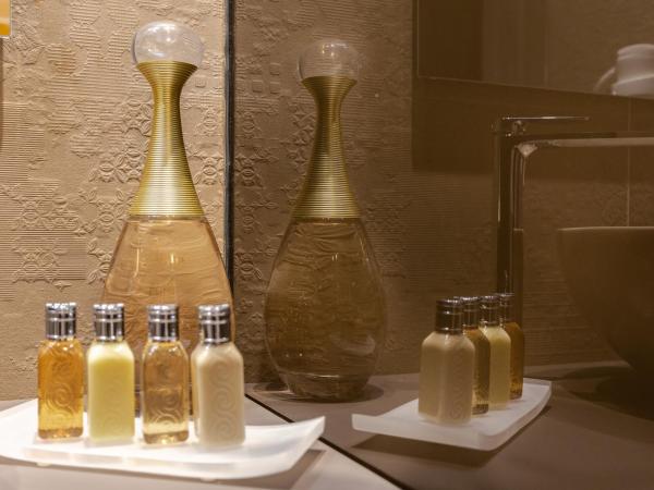 Palazzo Marletta Luxury House Hotel : photo 5 de la chambre chambre double deluxe avec balcon