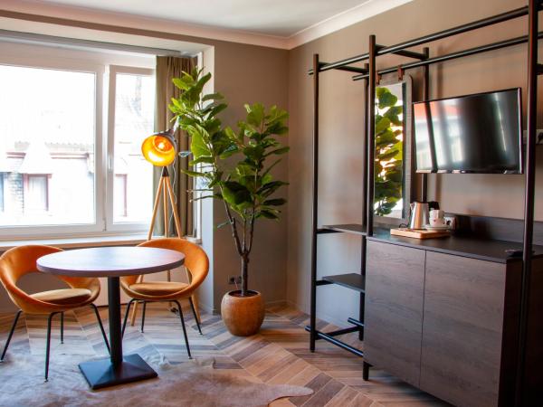 Prado Next Door : photo 10 de la chambre grande chambre double