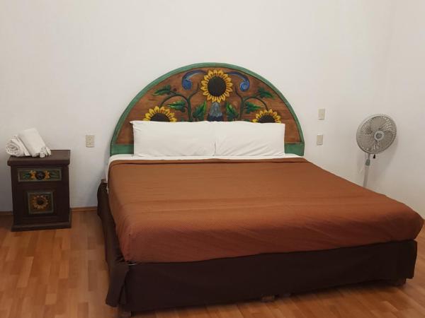 Hotel Meson Mariano Matamoros : photo 3 de la chambre studio avec balcon