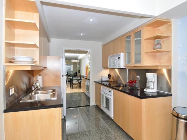 Yonge Suites Furnished Apartments : photo 7 de la chambre appartement 1 chambre