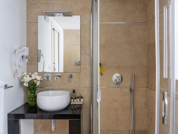 Re Dionisio Luxury Suites : photo 4 de la chambre suite junior