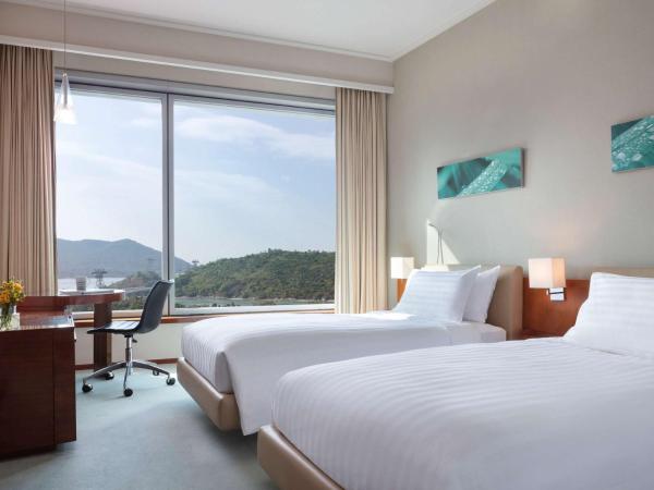 Novotel Citygate Hong Kong : photo 1 de la chambre chambre supérieure avec lits jumeaux 