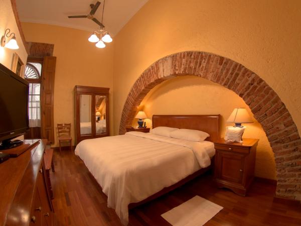 Hotel Los Juaninos : photo 4 de la chambre chambre double ou lits jumeaux supérieure avec vue 

