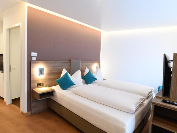 WESTSIDE Hotel : photo 4 de la chambre appartement deluxe