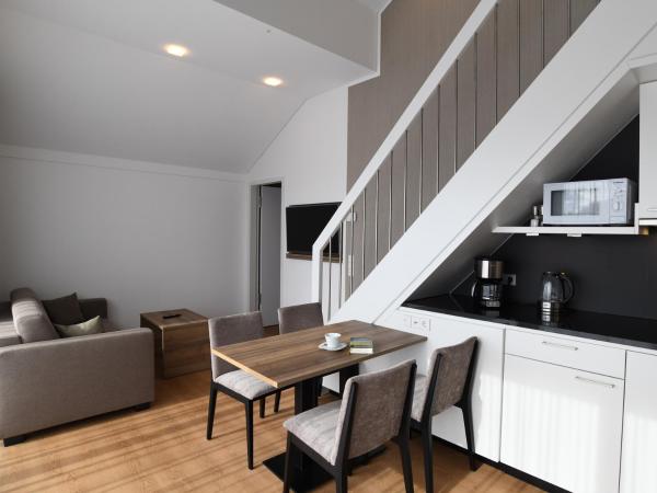 WESTSIDE Hotel : photo 10 de la chambre suite deluxe