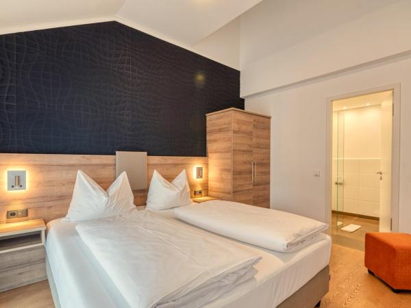 WESTSIDE Hotel : photo 9 de la chambre suite deluxe