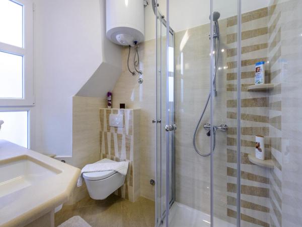 Guest House Flores : photo 8 de la chambre appartement 1 chambre