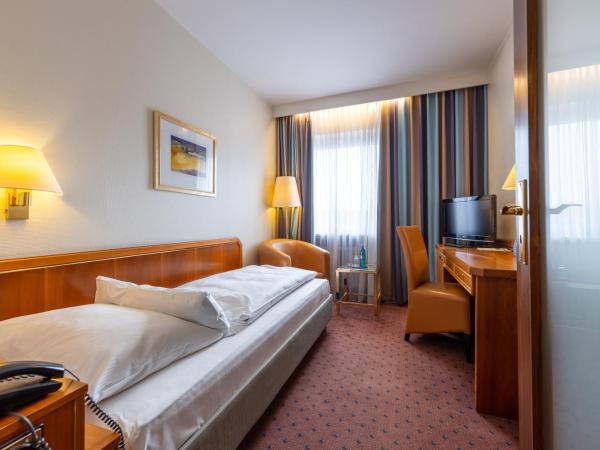 Trip Inn Hotel Esplanade : photo 2 de la chambre chambre simple standard