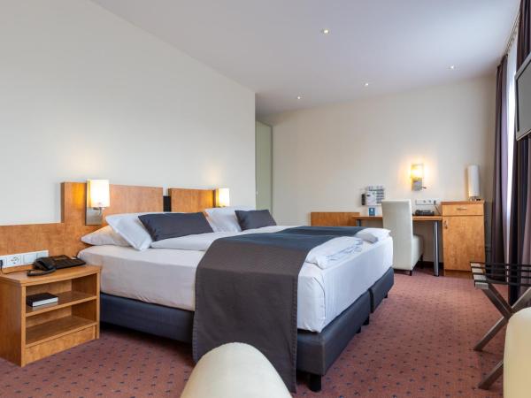 Trip Inn Hotel Esplanade : photo 2 de la chambre chambre double confort