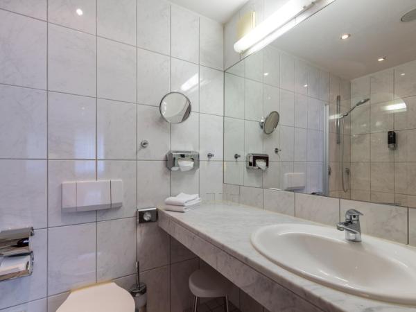 Trip Inn Hotel Esplanade : photo 3 de la chambre chambre familiale