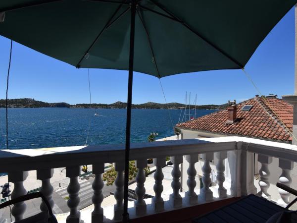 Apartmani Rina : photo 10 de la chambre studio - vue sur mer