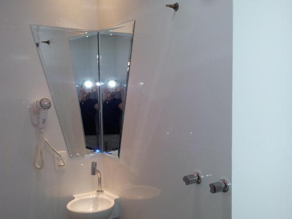 Hotel Gaia (Adult Only) : photo 4 de la chambre chambre lits jumeaux avec ventilateur