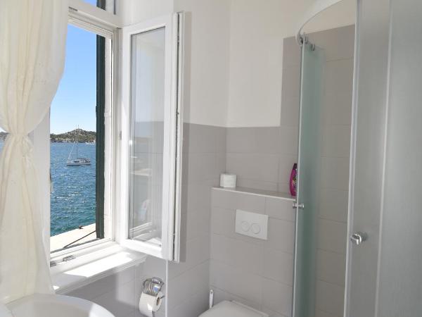 Apartmani Rina : photo 1 de la chambre studio - vue sur mer