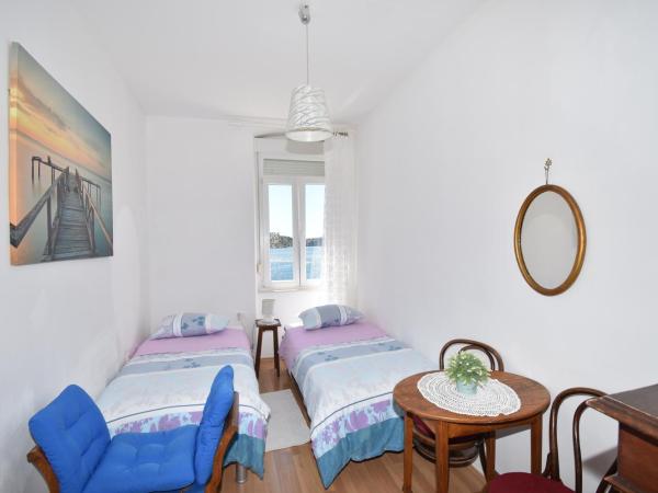 Apartmani Rina : photo 3 de la chambre studio - vue sur mer