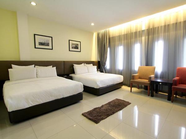 Hotel JSL : photo 4 de la chambre chambre familiale