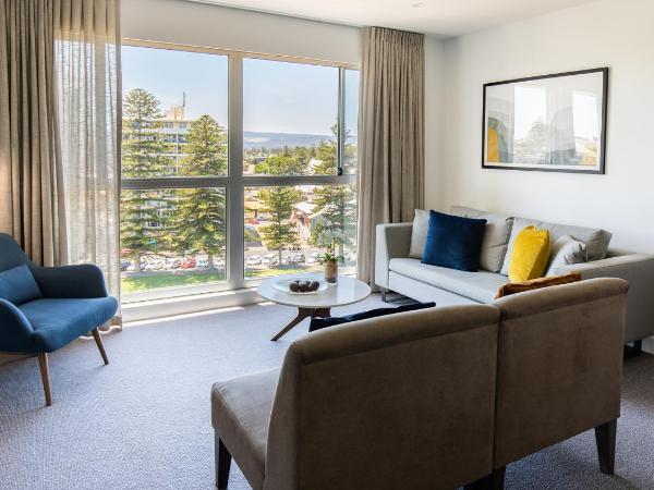 Oaks Glenelg Plaza Pier Suites : photo 1 de la chambre appartement 2 chambres premier - vue sur parc