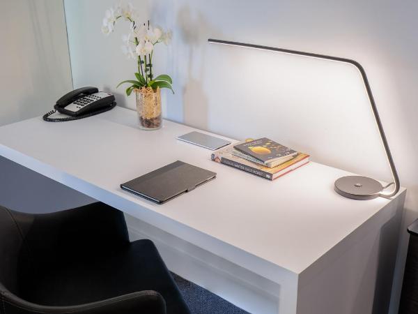 Oaks Glenelg Plaza Pier Suites : photo 10 de la chambre appartement 2 chambres premier - vue sur parc