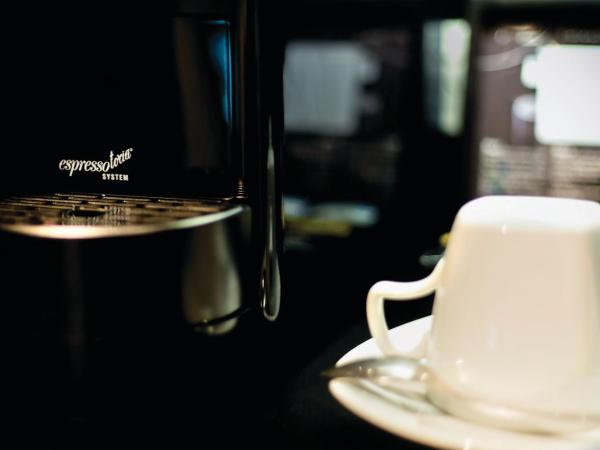 Central Studio Hotel Sydney : photo 5 de la chambre chambre lit king-size deluxe