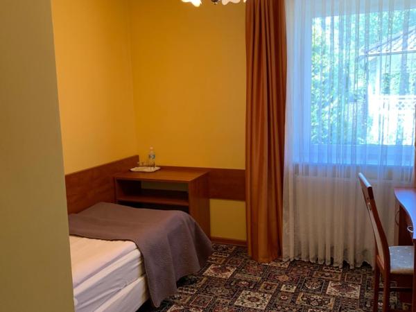 Domek - pokoje w domku na Wyspie Sobieszewskiej. : photo 2 de la chambre petite chambre double