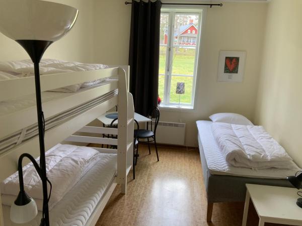 Evedals Vandrarhem Växjö : photo 2 de la chambre chambre triple