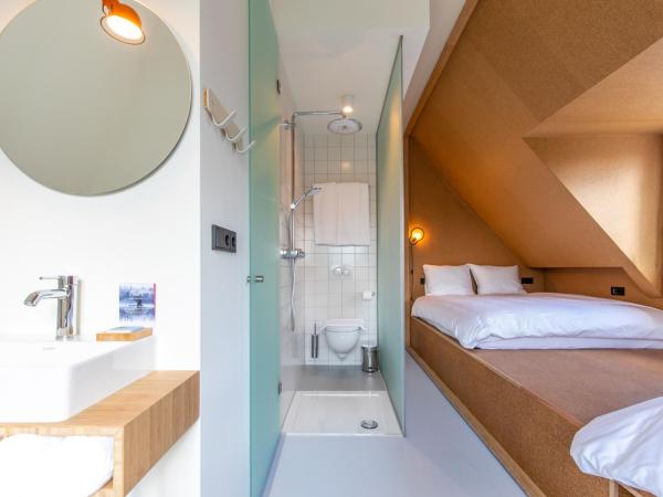 the bellhop : photo 6 de la chambre chambre quadruple deluxe