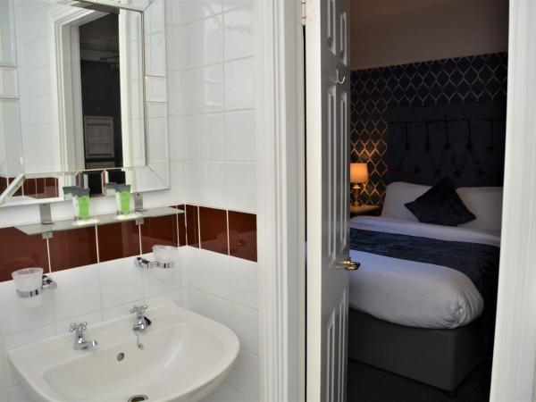 Hotel St George by Nina : photo 10 de la chambre chambre double standard