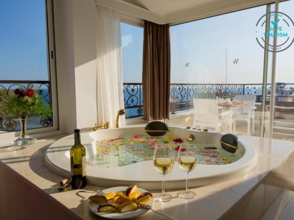 Wise Hotel & Spa - Adults Only : photo 7 de la chambre suite lit king-size